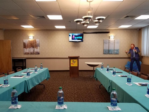 Super 8 by Wyndham Plattsburgh image 25
