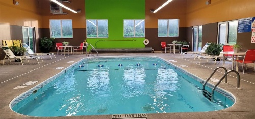 Super 8 by Wyndham Plattsburgh image 26