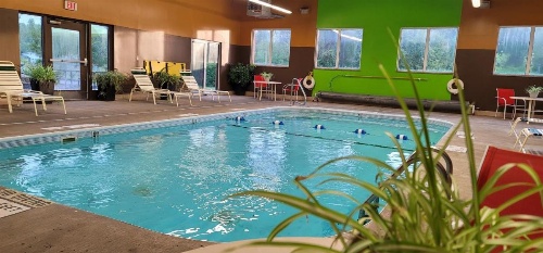 Super 8 by Wyndham Plattsburgh image 27