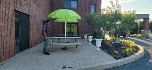 Super 8 by Wyndham Plattsburgh image 30